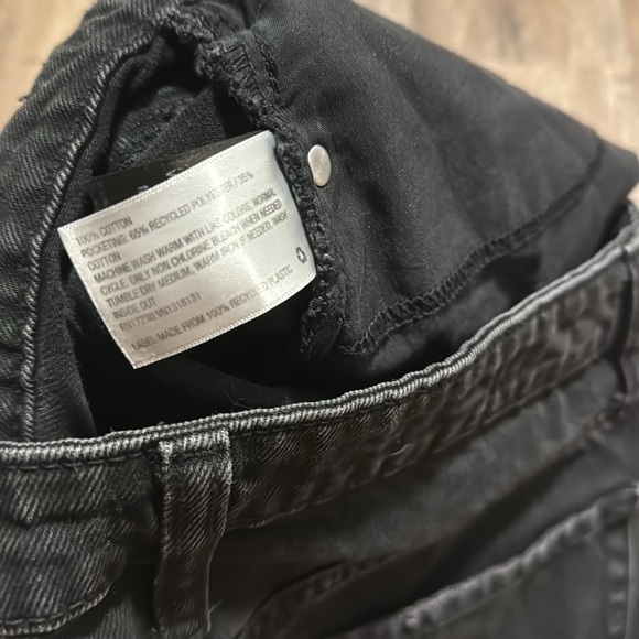 WILD FABLE HIGH RISE MOM SHORTS (10) - Picture 5 of 7